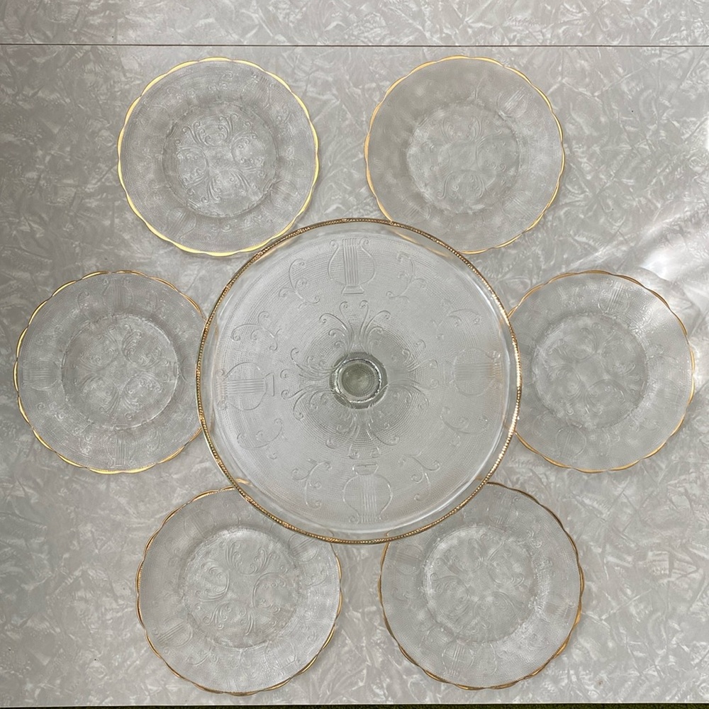Vintage Jeanette Glass Cake Pedestal and 6 Plates